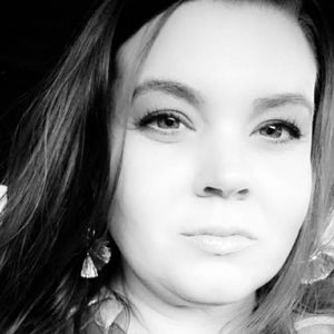 Meet your Posher, Shara